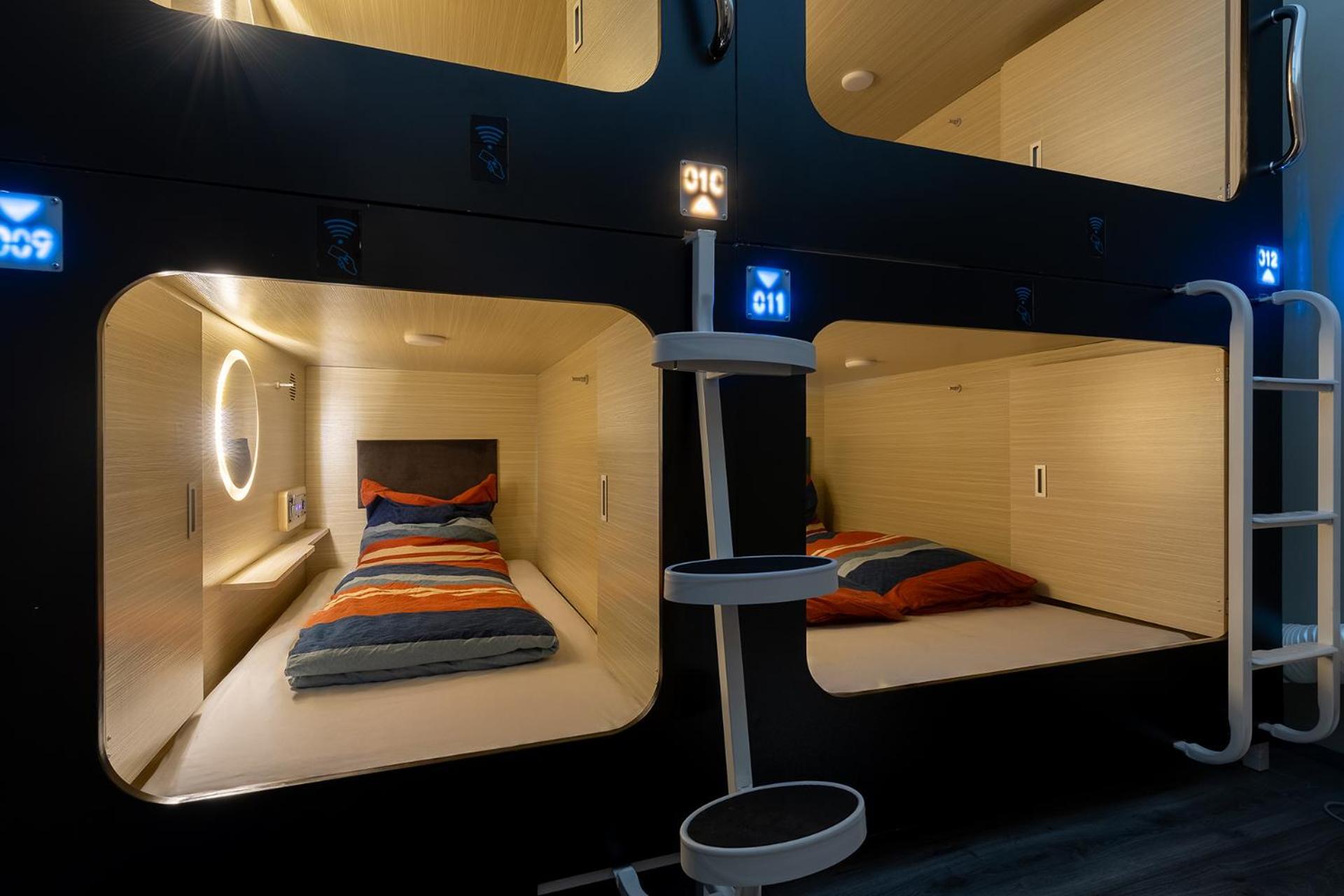 Mue Cubes - Capsule Hotel Basel Dış mekan fotoğraf