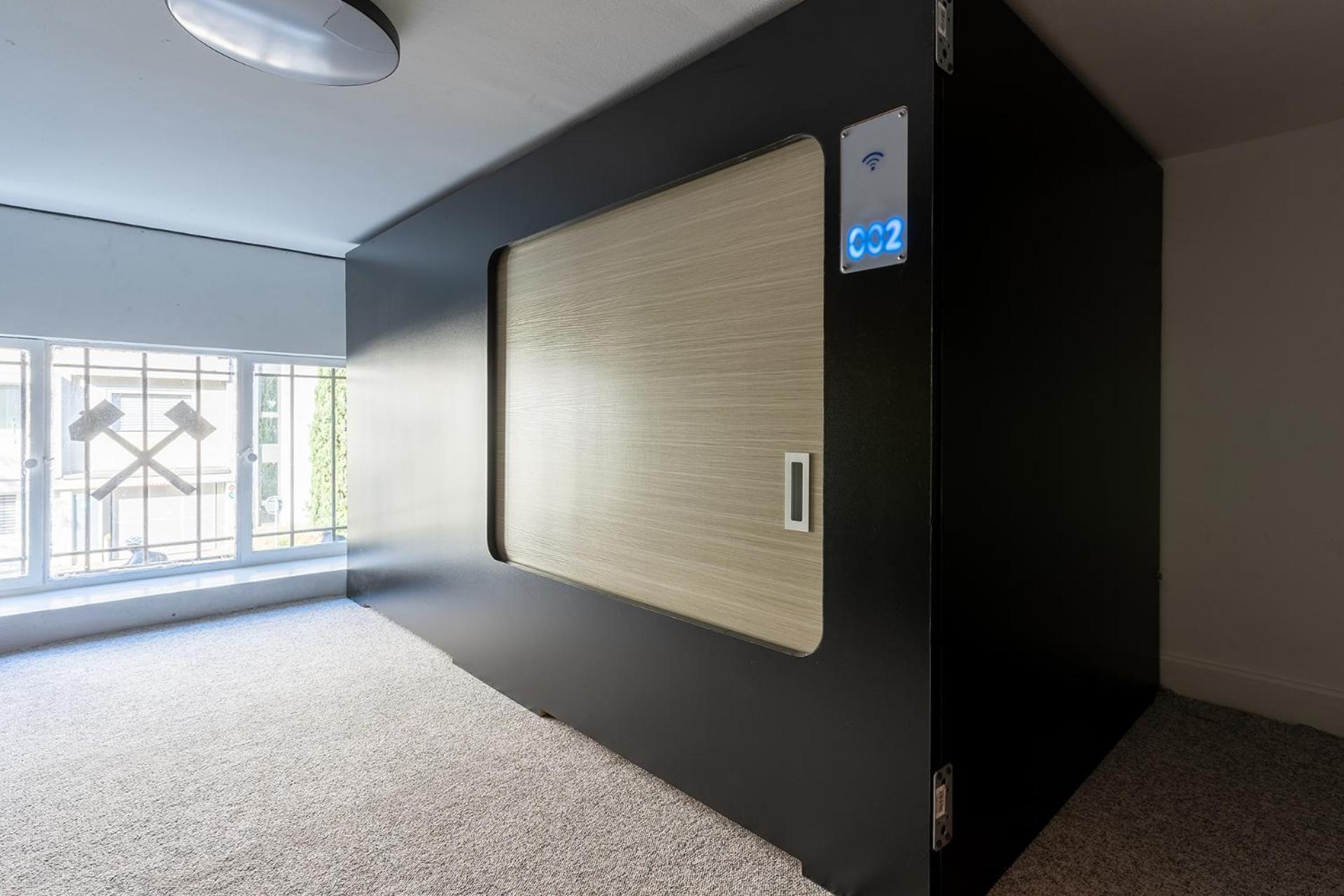 Mue Cubes - Capsule Hotel Basel Dış mekan fotoğraf